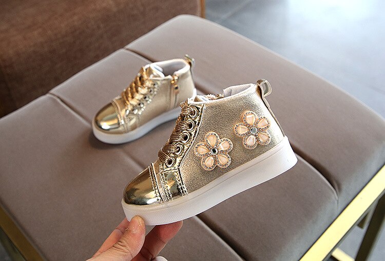 Tênis Florzinha Rosa (temps 20 à 27) 